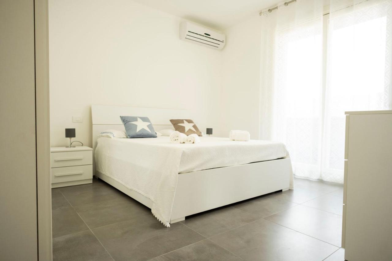 Marali Lake Apartments Di Enrica Bianchera ديسينسانو ديل غاردا المظهر الخارجي الصورة