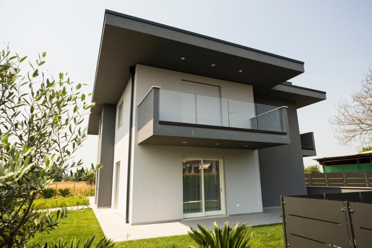 Marali Lake Apartments Di Enrica Bianchera ديسينسانو ديل غاردا المظهر الخارجي الصورة